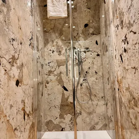 Luxury Apartments, Piazza Di Spagna Apartment Rom