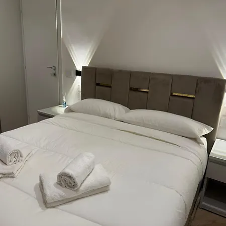 Luxury Apartments, Piazza Di Spagna