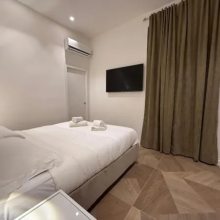 Luxury Apartments, Piazza Di Spagna Lägenhet *