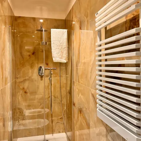 Appartement Luxury Apartments, Piazza Di Spagna *
